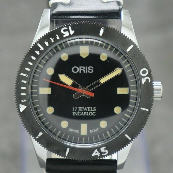 Vintage 1970s Oris - Refinished Dials and New Bezel with Swiss Movement - Picture 3 of 12